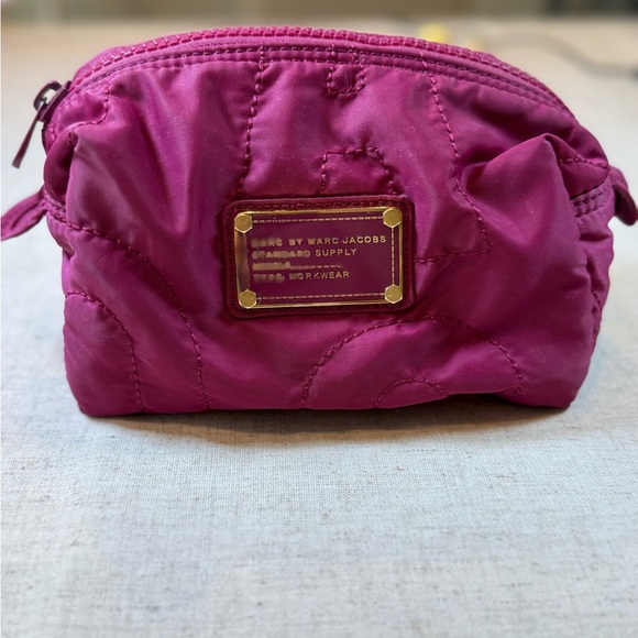 Marc Jacobs Fuchsia Quilted Cosmetic Bag - Picture 1 of 9